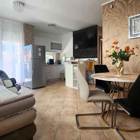 Balamara Apartment *